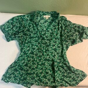 Green floral peplum top